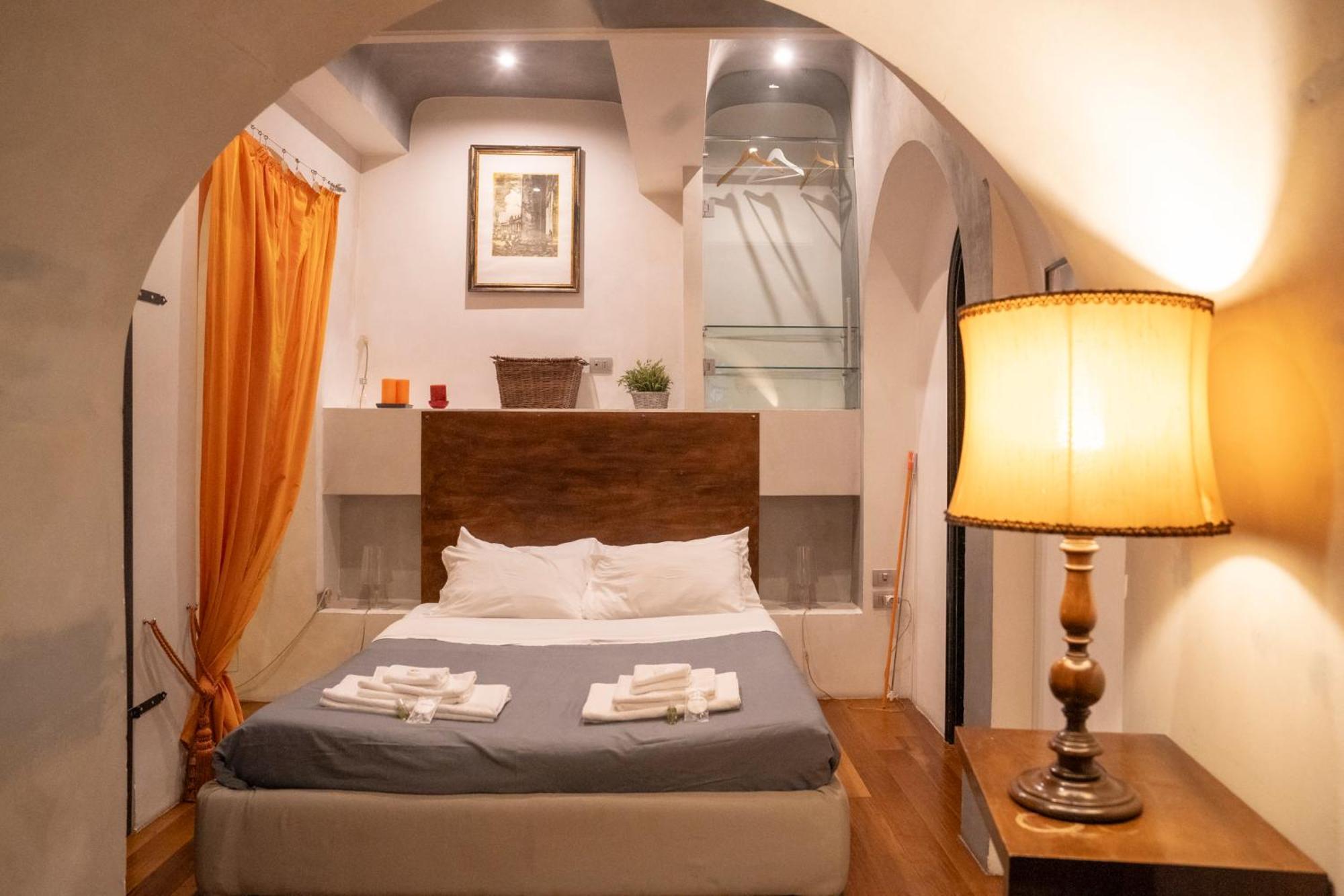 Domus Ciancaleoni - Colosseum - Rione Monti Roma Eksteriør bilde